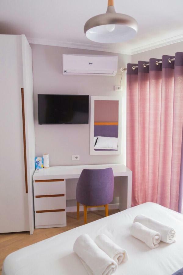 Modern Furnished Apartment With View Tirana Exterior foto